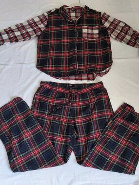 Gap red, navy blue, and white plaid button-down pajama set size M